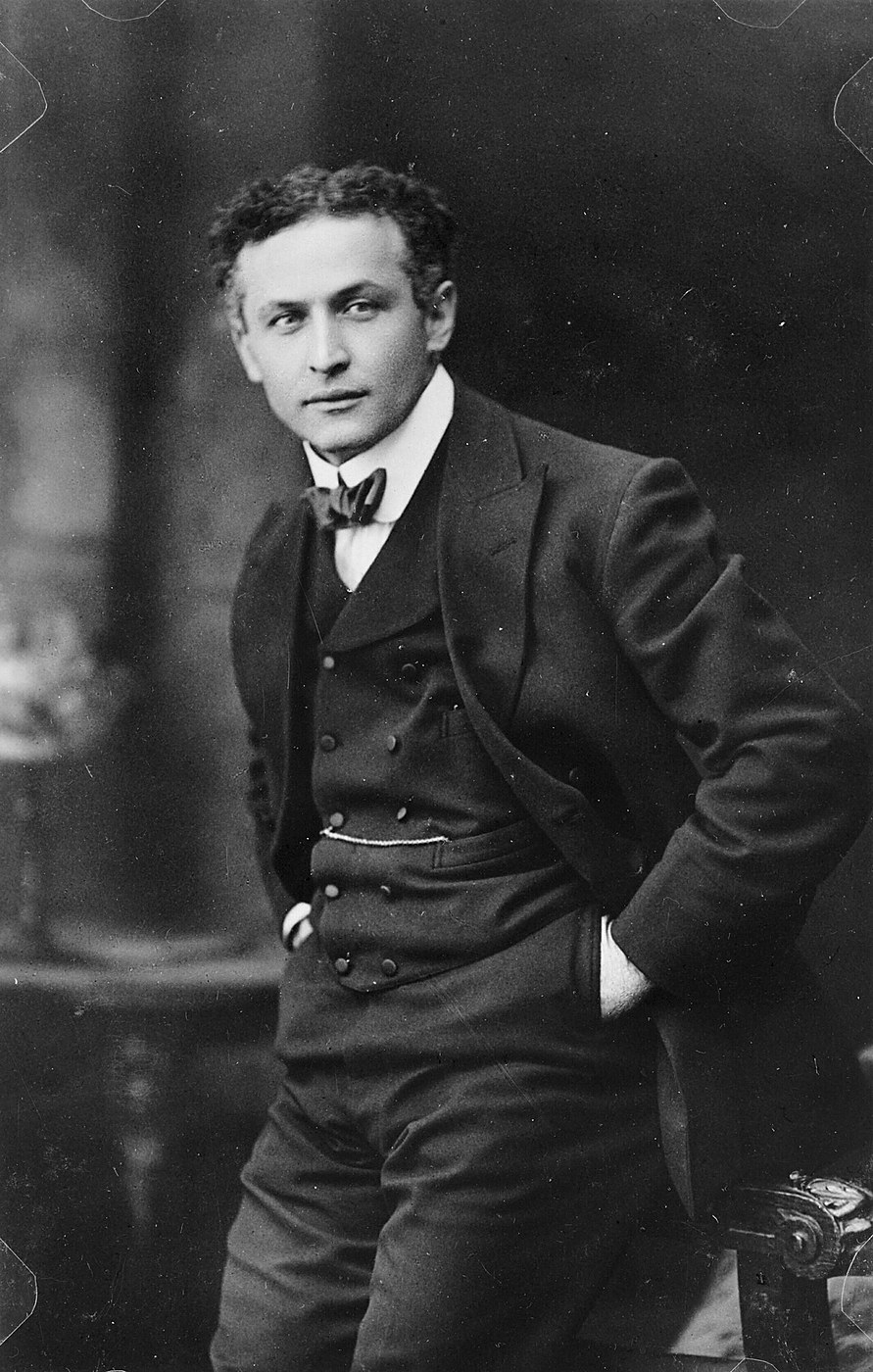 Houdini Goes Overboard
