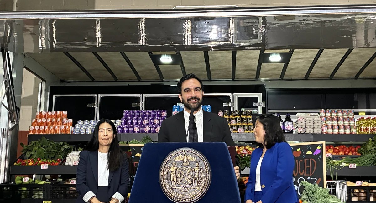 Mamdani Unveils 30% Grocery Discounts at City-Owned Stores