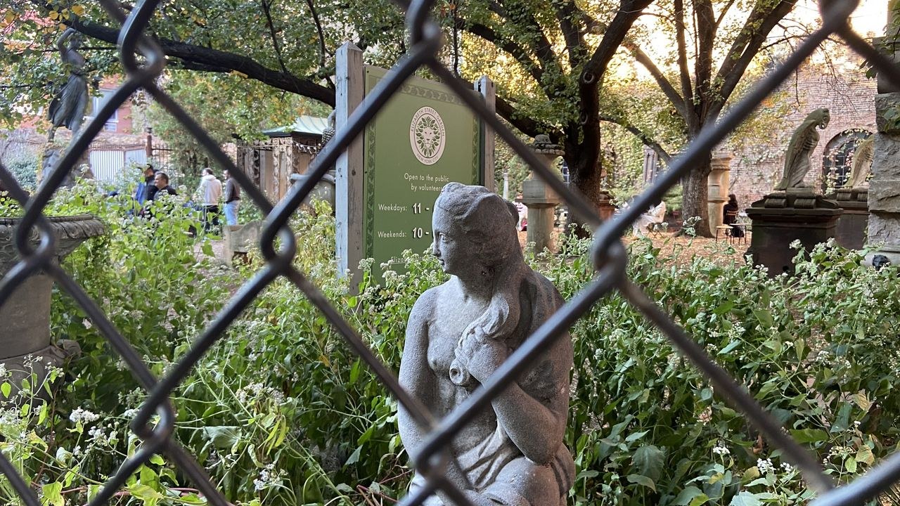 Elizabeth Street Garden survives, housing moves down the block